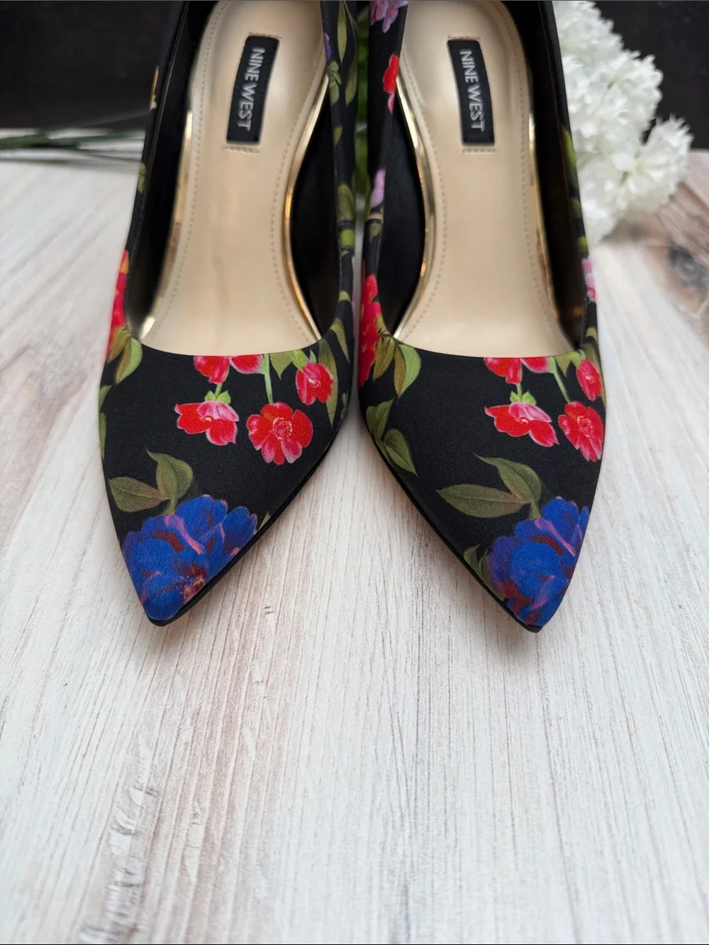 NINE WEST Fresh Floral Pumps Size 7.5